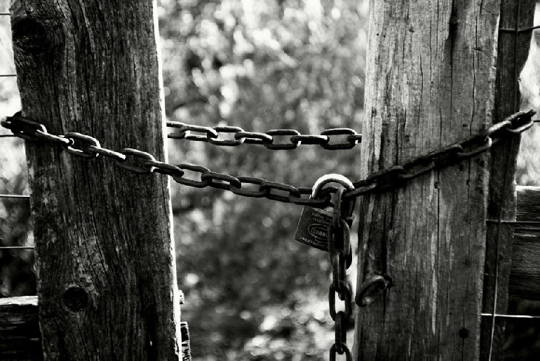 Donne e sbarramento: quando le pari opportunità limitano l’esercizio del voto