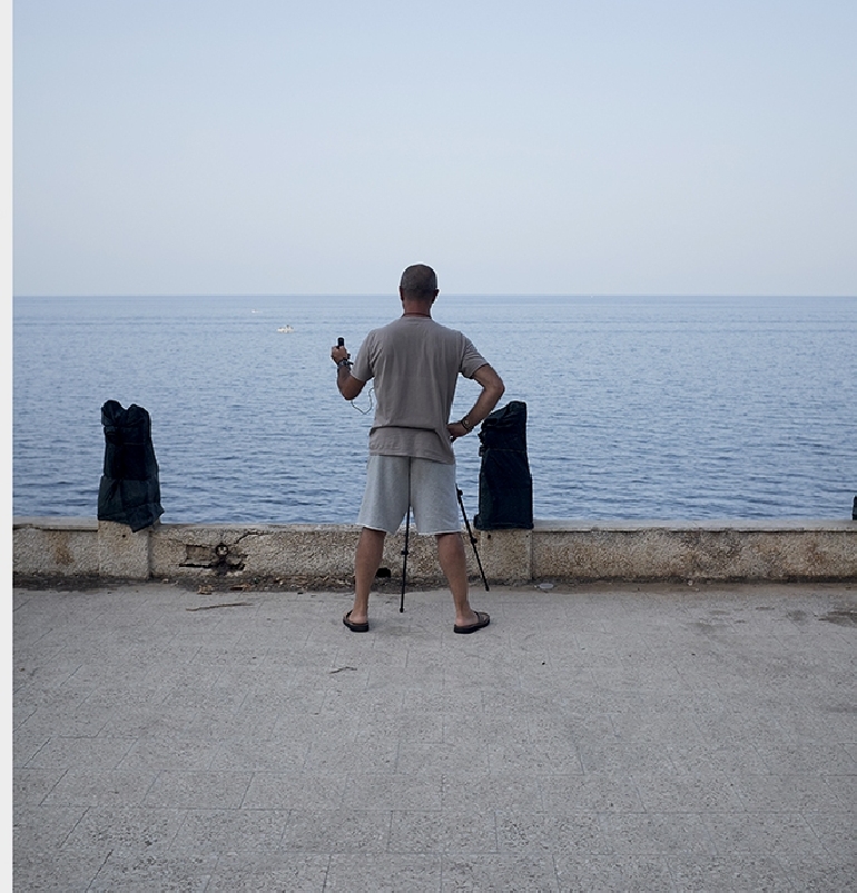 Dodici scatti tra cielo e mare per recuperare il tempo